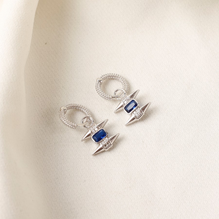 925 Ayar Baget Taşlı yıldız Salantılı Küpe